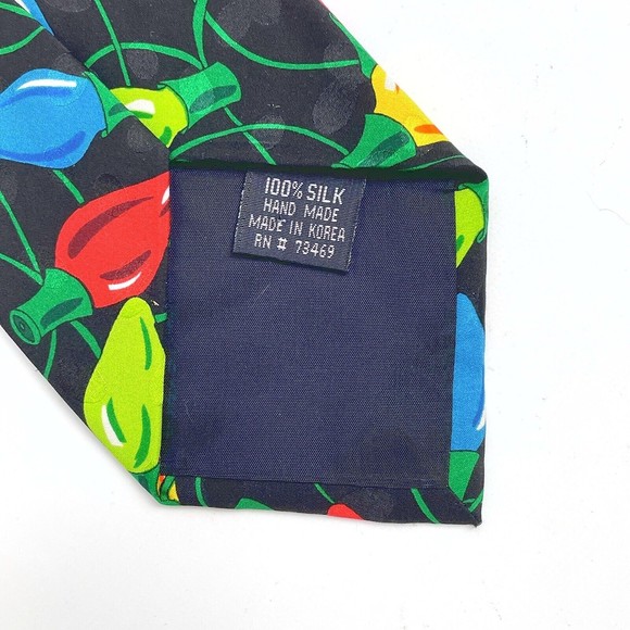 VTG 1994 Looney Tunes Mania Looney Tunes Characters in Christmas Lights Necktie - Picture 7 of 8